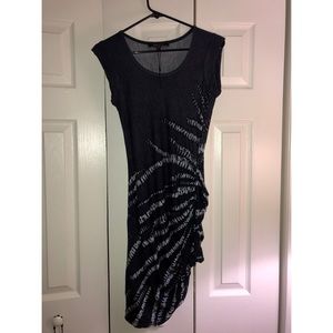 BCBG Maxazria Women’s Body Con Dress- size XS